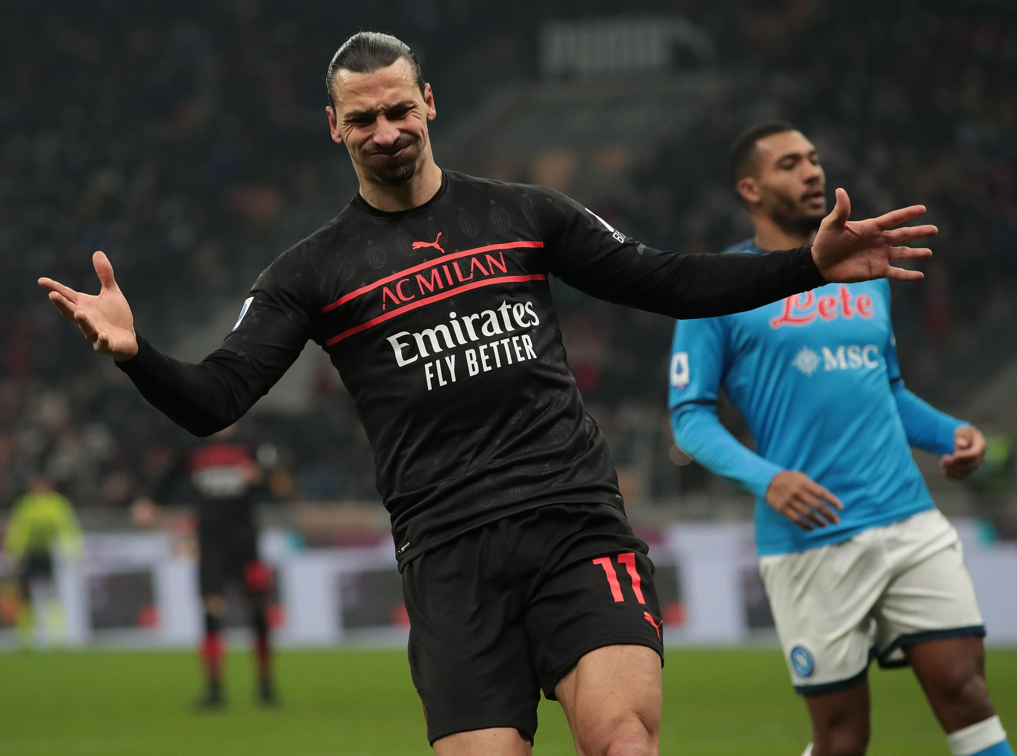 kaiyun-关于那不勒斯训练开放日；关键时刻内部沟通引欢呼；法国杯在即；医务组通报恢复的信息